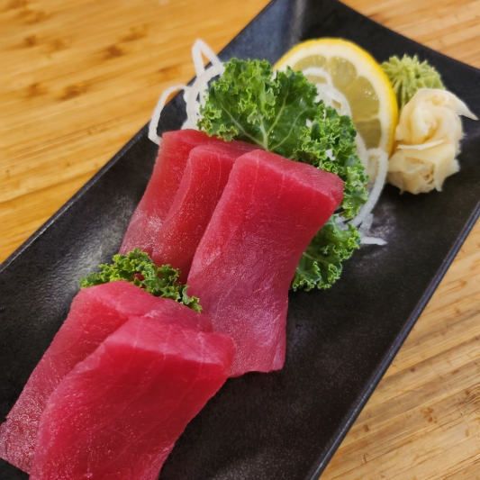Ahi Tuna Sashimi (5 pcs)