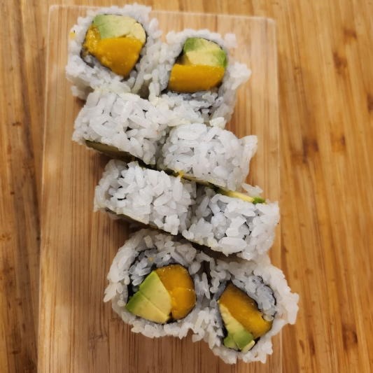 Avocado-Mango Roll (6 pcs)
