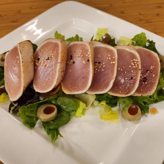 Tuna Tataki Sashimi (6 pcs)
