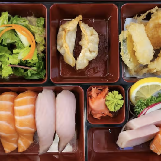 Lunch Sushi & Sashimi Box