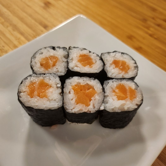 Salmon Maki