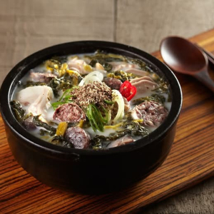 Siraegi Soondae Guk 시래기순대국