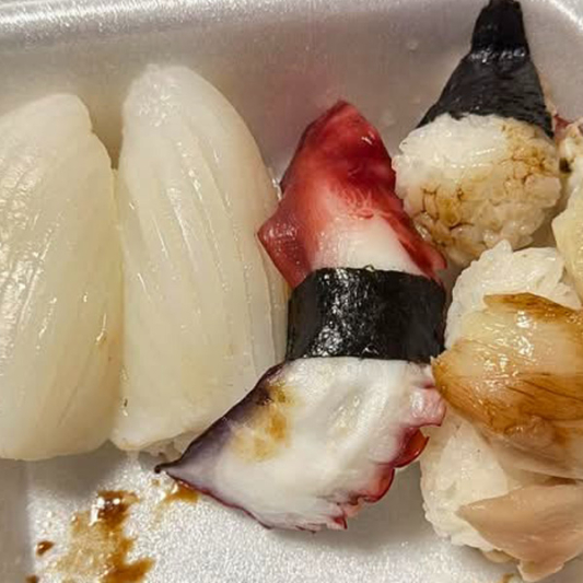 Mackerel Saba Nigiri (2 pcs)