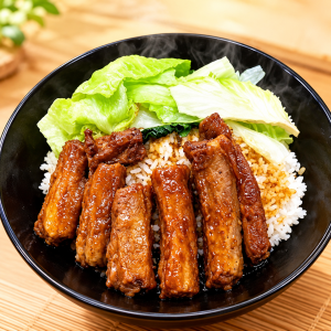 Braised Pork Ribs Rice 酱香排骨饭