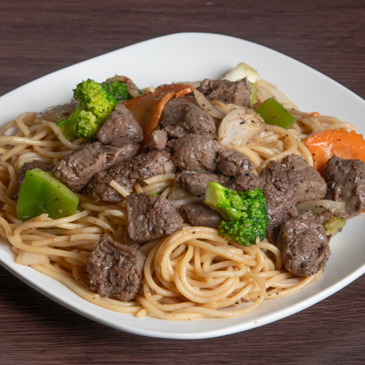 42A. Shaking Beef with Spaghetti Noodles / M&igrave; &Yacute; X&agrave;o B&ograve; L&uacute;c Lắc