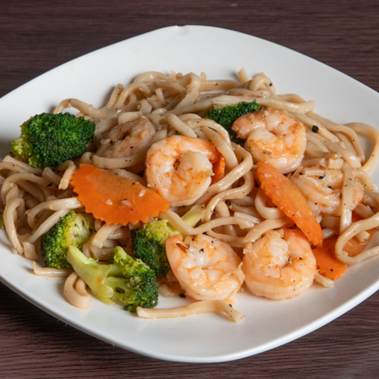 41. Garlic Shrimp Udon / T&ocirc;m Ch&aacute;y Tỏi X&agrave;o Udon