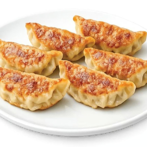 D1. Fried Dumplings (6 pcs) 군만두