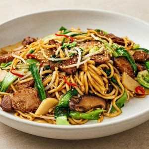 CM1. Chicken Chow Mein 치킨차우면