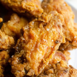 Breaded Chicken Wings (6 pcs)