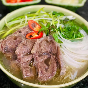 Standard Pho / Phở B&ograve; Ch&iacute;n