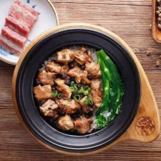 Pork Ribs in Black Bean Sauce 豉椒排骨煲仔饭
