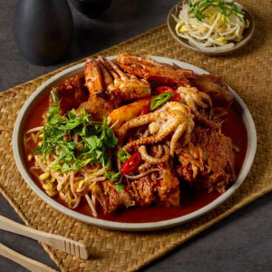 Seafood Pork Bone Stew / 해물뼈찜