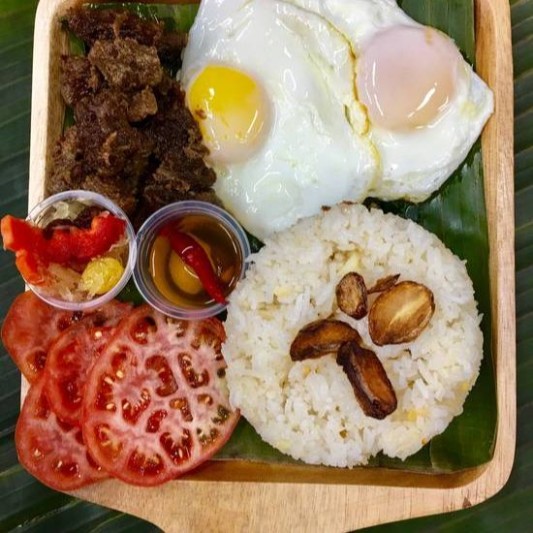 Tapsilog (Breakfast)