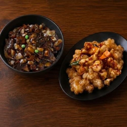 Jajang Udon (Black Bean Sauce) and Tangsyuyuk (Sweet and Sour Pork) Combo