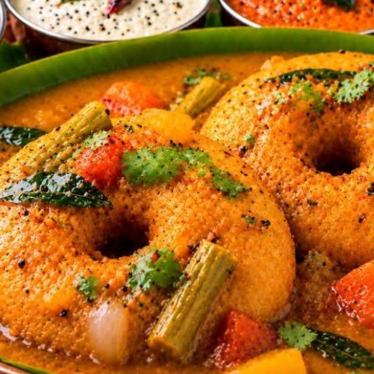 Sambar Vada (3 pcs)