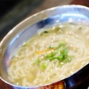 Perilla Kal-Noodles / 들깨 칼국수