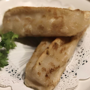 14. Pan Fried Gyoza (2 pcs)