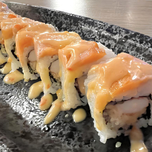 Pink Lady Roll (8 pcs)