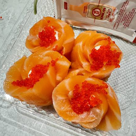 Salmon Rose Sashimi (4 pcs)