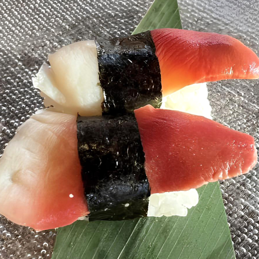 Hokkigai Sushi (2 pcs)