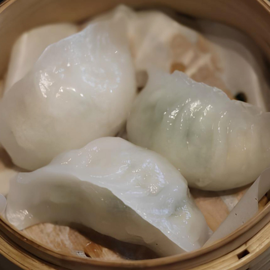 3. Steamed Shrimp and Chives Dumpling (3 pcs)