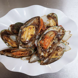 132. Mussels with Black Bean Sauce 豉汁青口